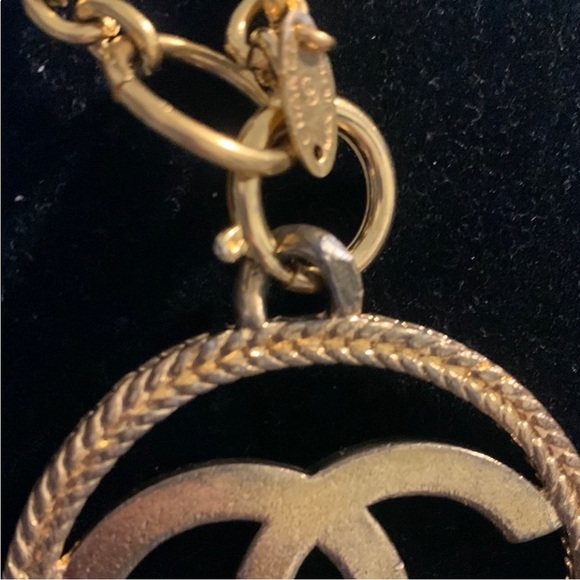 CHANEL Gold Necklace - Picture 9 of 9